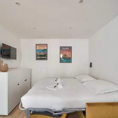 Appartement Superbe Studio Refait à Neuf Paris