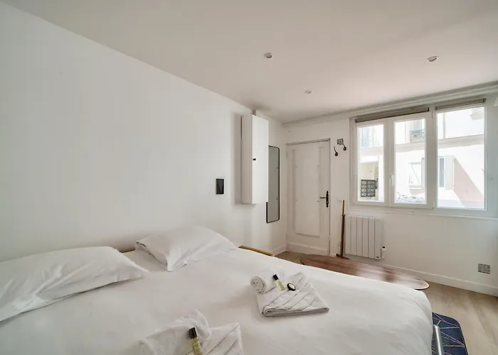 Superbe Studio Refait A Neuf *